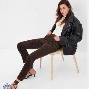 NWT Gap corduroy pants, size 24, color ‘brown noir’.